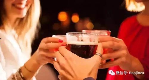 喝小酒喝多了睡觉吃瓜,小酒助眠，瓜香满室