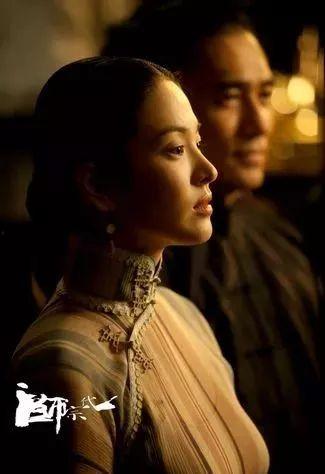 男生穿越吃瓜视频,揭秘男生吃瓜视频背后的奇妙世界