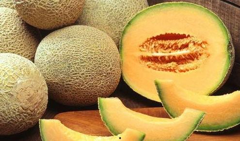 吃哈密瓜能不能吃雪糕,夏日消暑美食搭配指南