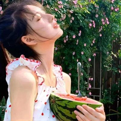 吃瓜头像女生图片,揭秘吃瓜头像女生的魅力风采