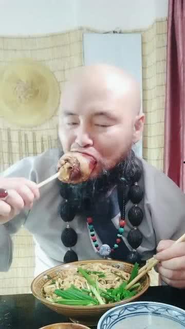 吃赖瓜的视频,吃赖瓜视频带你领略独特风味