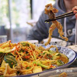 猫儿吃瓜,揭秘猫咪的夏日美食偏好