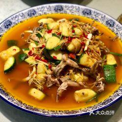 猫儿吃瓜,揭秘猫咪的夏日美食偏好