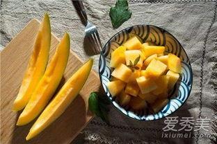 做梦吃哈密瓜很甜,哈密瓜的奇幻之旅