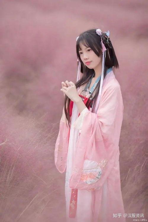 汉服袒露吃瓜事件,袒露吃瓜事件引发社会热议