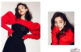 女孩吃瓜图片真人